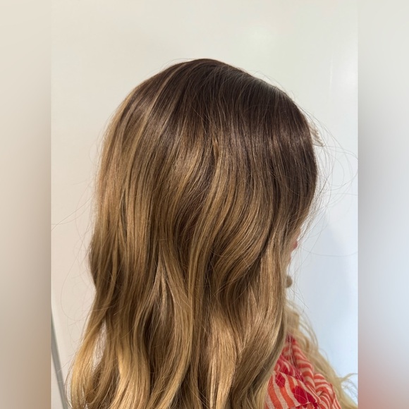 WIG Long Ombre Medium Blonde Wig with Dark Roots - Front Closure Mesh - Picture 4 of 9